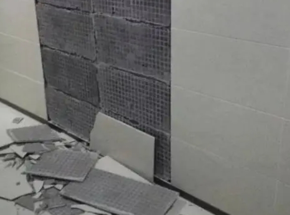兴庆瓷砖空鼓维修公司分享下兴庆墙砖松动维修的知识